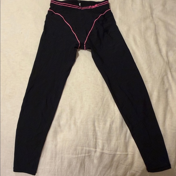 Adam Selman Sport French Cut Legging in Black - Picture 4 of 5